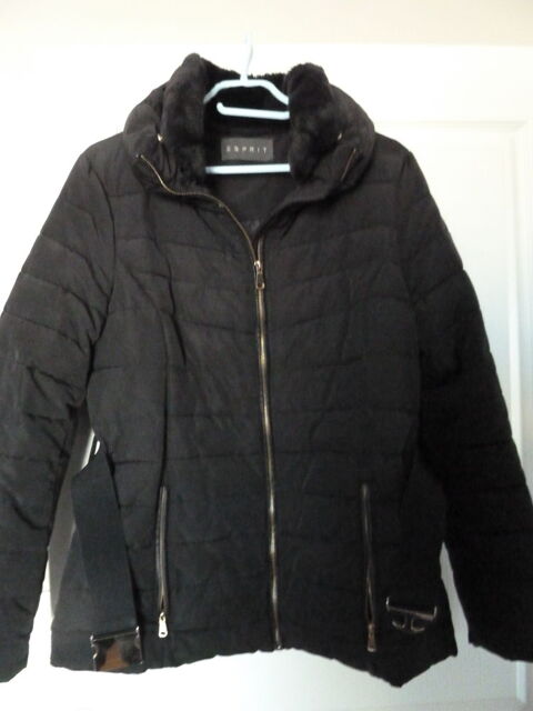 doudoune  ESPRIT 30 Olonne-sur-Mer (85)