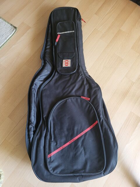 Housse guitare 15 Clermont-Ferrand (63)