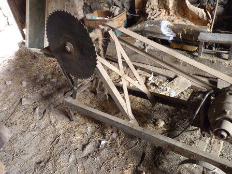 scie � buche 100 Saint-Julien-de-Coppel (63)