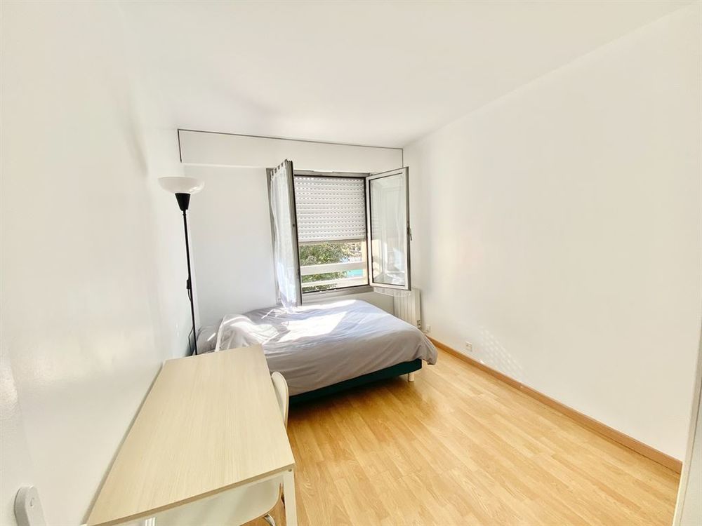 Location Appartement 5 pièces proche Paris XIIIème Le kremlin bicetre
