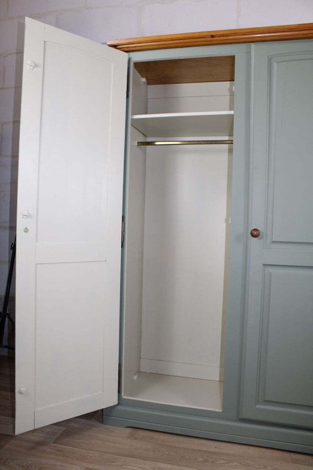 Armoire Vintage Gautier Relook&eacute;e Style Ann&eacute;es 60 ?Vert Sauge Meubles
