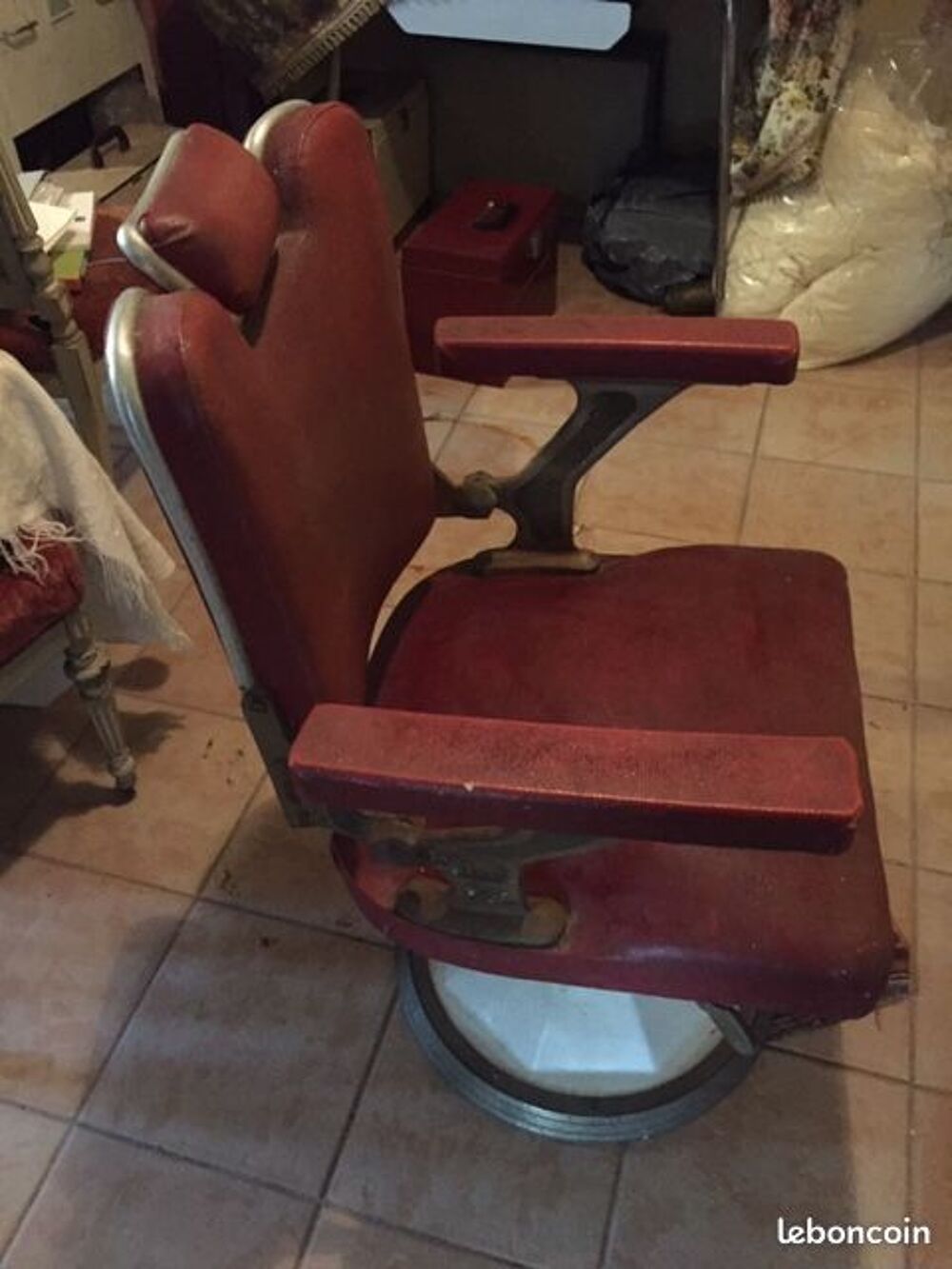 fauteuil ancien de barbier Décoration