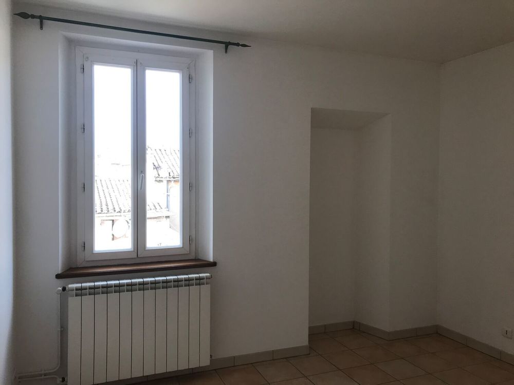Location Appartement Grand appartement T2 quartier Bellevue, calme , ensoleillé Carcassonne
