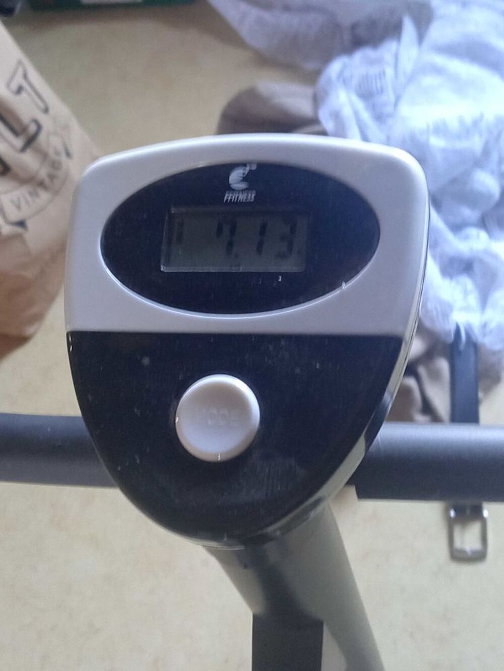v&eacute;lo d'appartement comme neuf Sports
