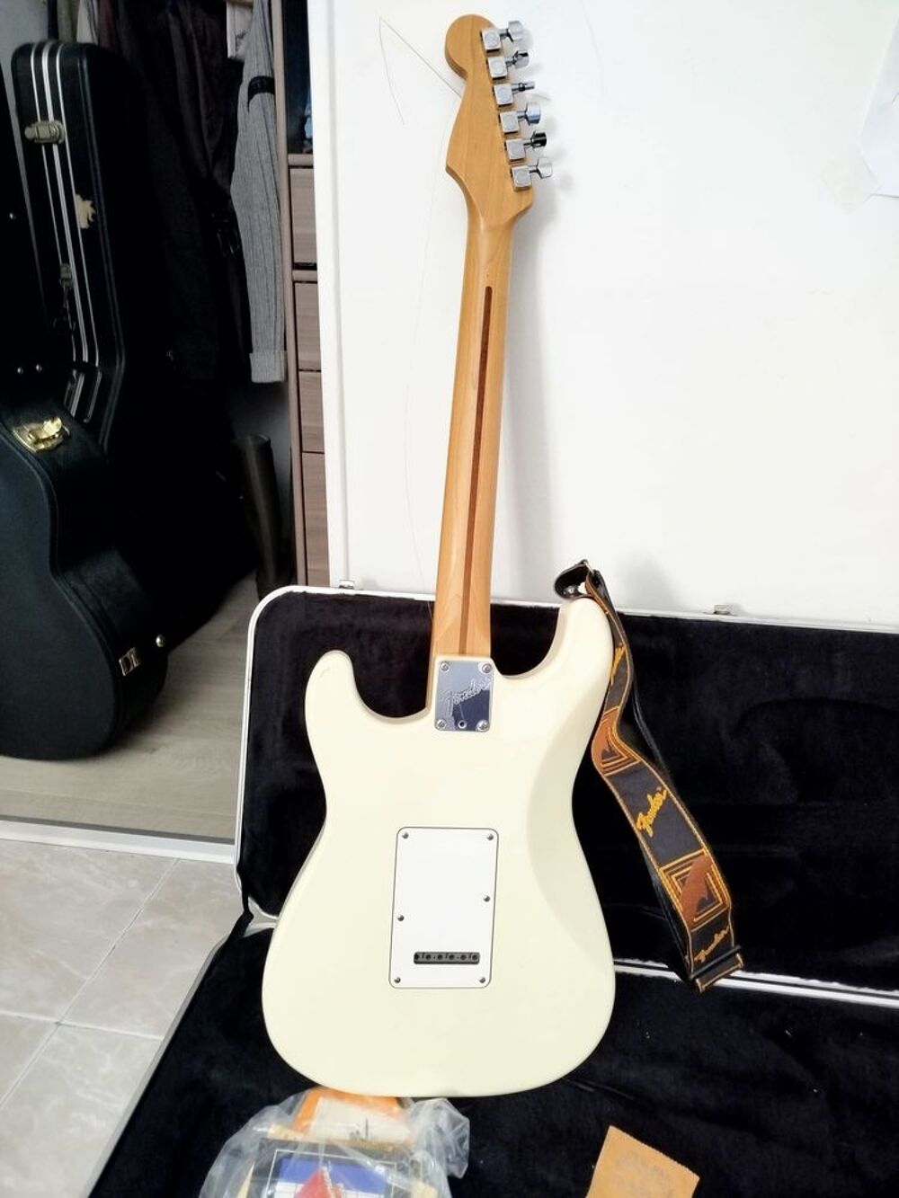 Fender Stratocaster Made in USA - 2000 - &Eacute;tat proche du neuf Instruments de musique