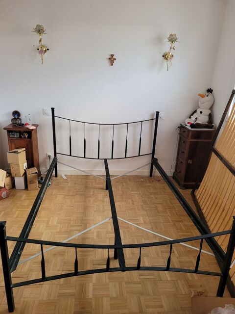 lit sans le sommier 
140 par 200 fer forg 150 Mably (42)