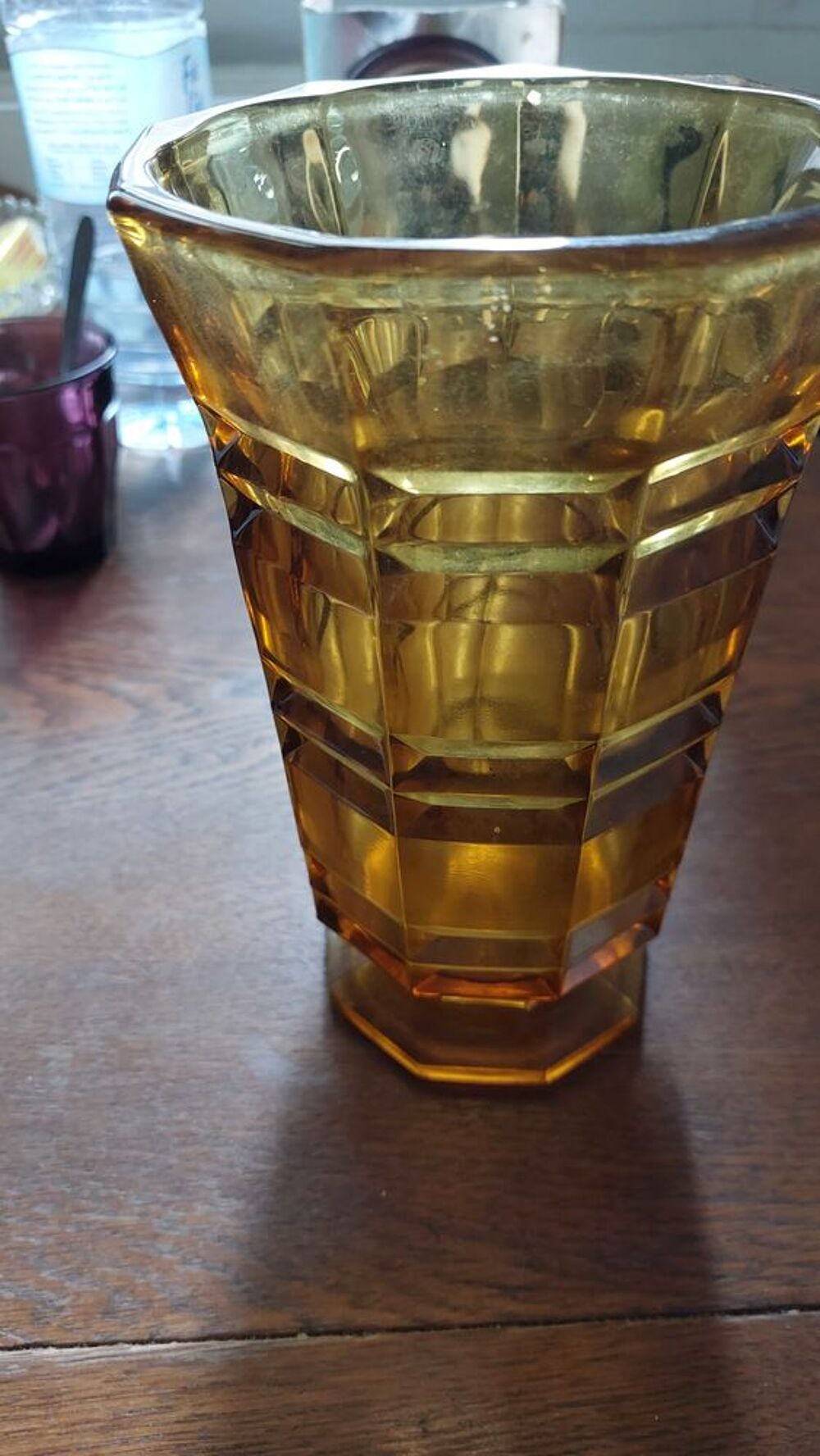 beau vase marron Décoration