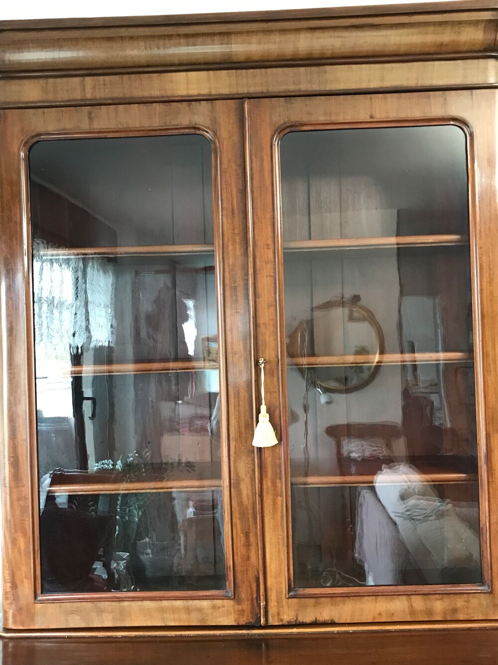 Biblioth&egrave;que / meuble de rangement en acajou Meubles