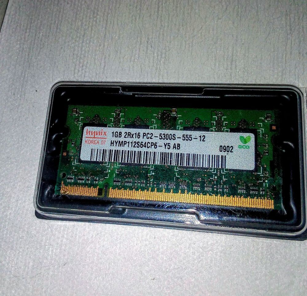 SODIMM PC2 5300 1GO mise &agrave; jour ibook G5 et macbook Matériel informatique