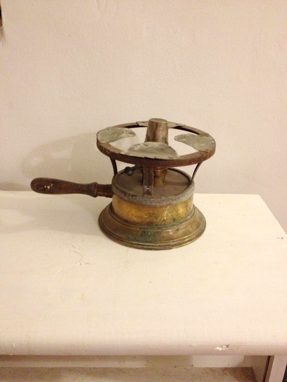 Souvenir ancien r&eacute;chaud pour collectionneur
Décoration