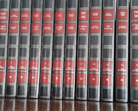 l'encyclopédie  L'Art du Monde  en 18 volumes Montpellier (34)