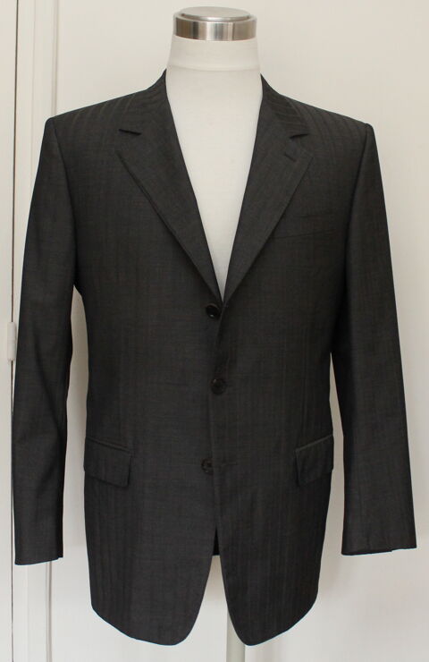 Veste gris anthracite fines rayures LOUIS VUITTON 
T.56 IT 220 Issy-les-Moulineaux (92)