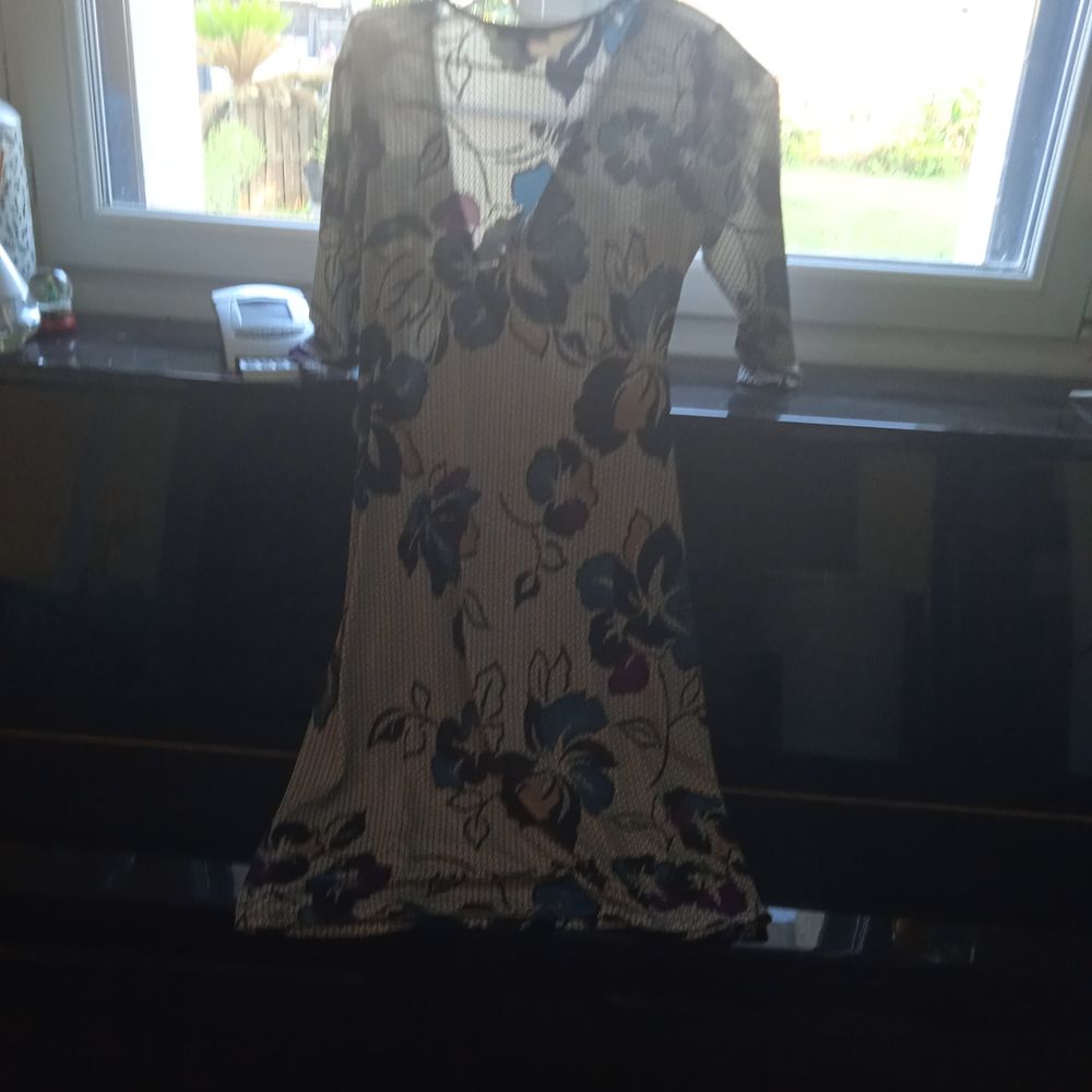 Robe cache coeur manches 3/4 marque mosquitos T 40 95 % visc Vêtements