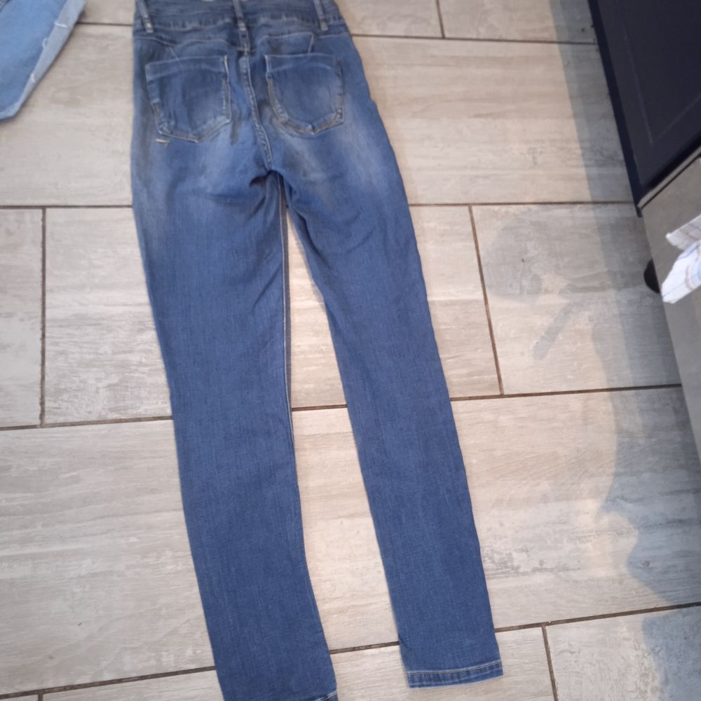 Jean bleu taille haute marque grain de malice taille 34 103 Vêtements