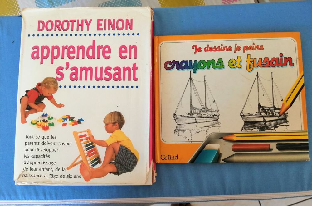 LIVRES SCOLAIRES Livres et BD
