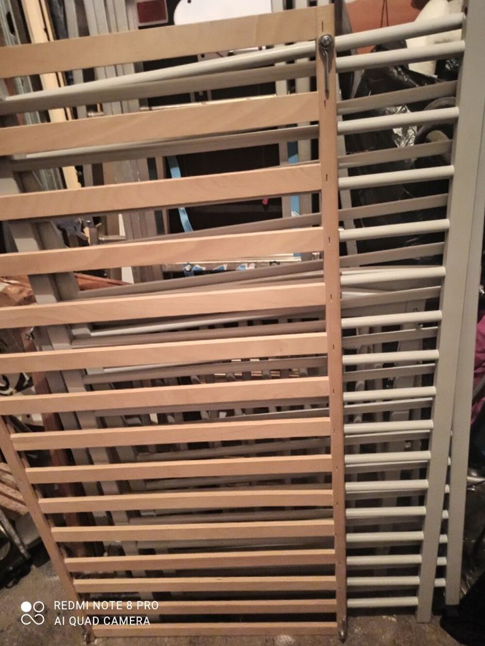 Lit en bois pour b&eacute;b&eacute; Mobilier enfants