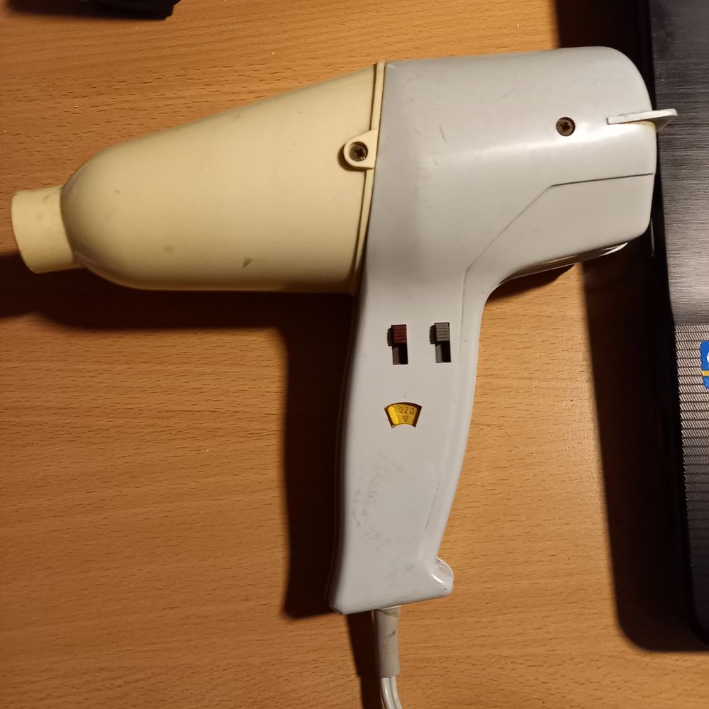seche cheveux vintage 
Electroménager