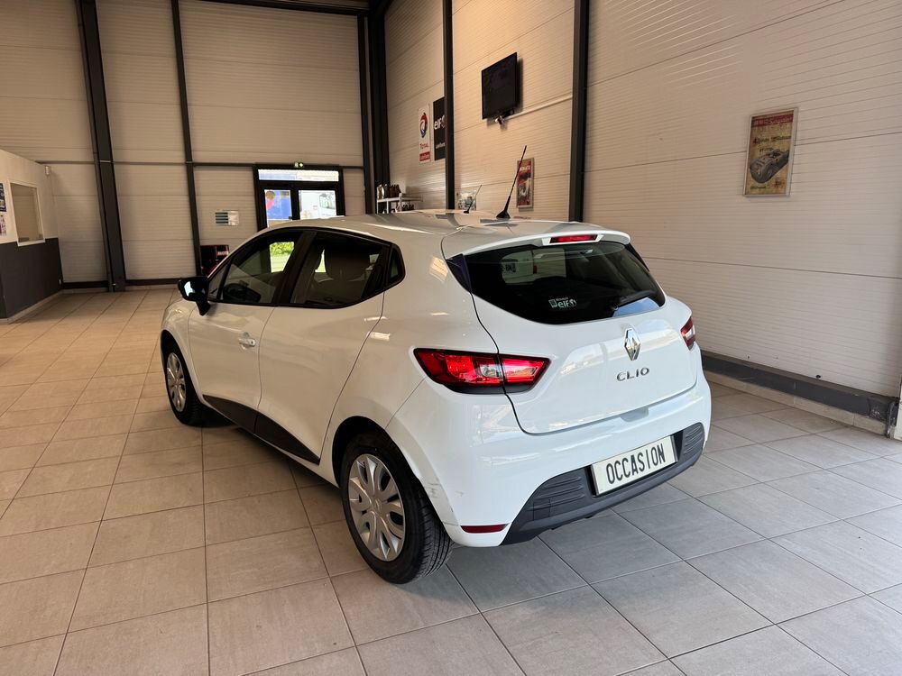 Clio IV Clio 1.2 16V 75 Life 2017 occasion 56400 Brech
