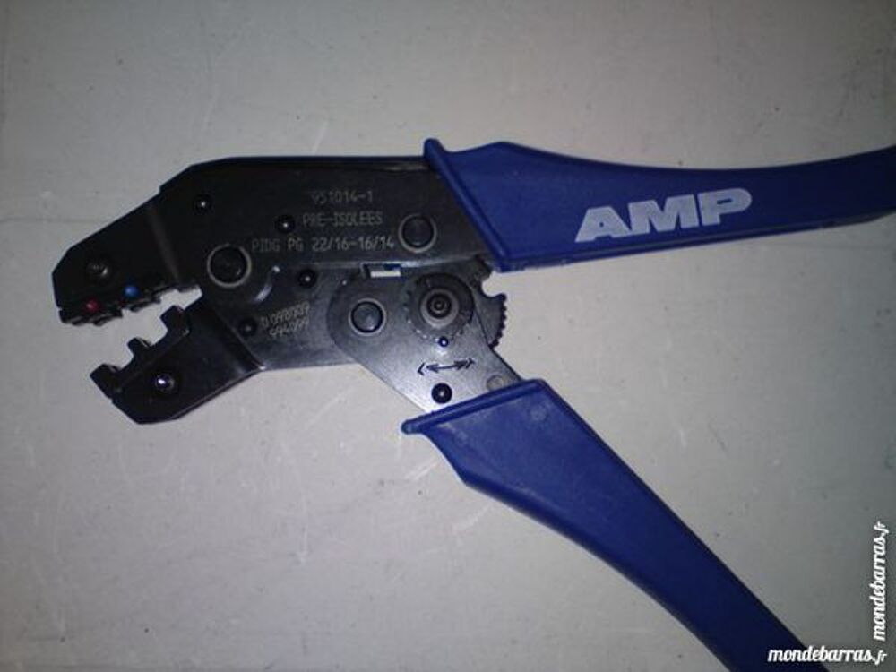 PINCE A SERTIR LES COSSES NON ISOLEES Bricolage