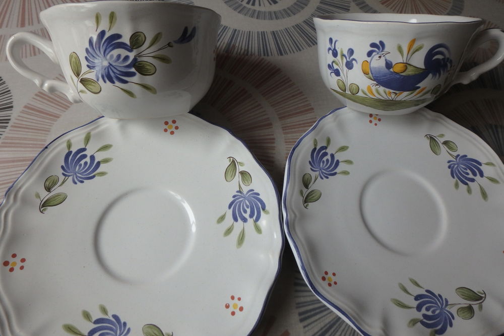 Tr&egrave;s belles tasses en porcelaine neuves Décoration