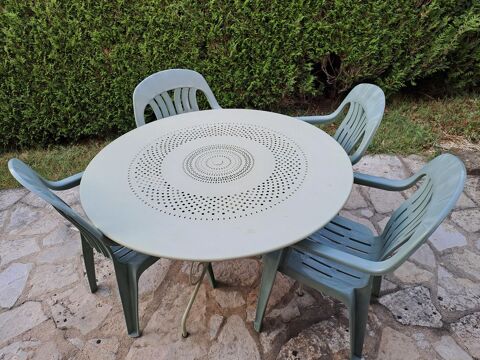 Table de jardin Cusset (03)