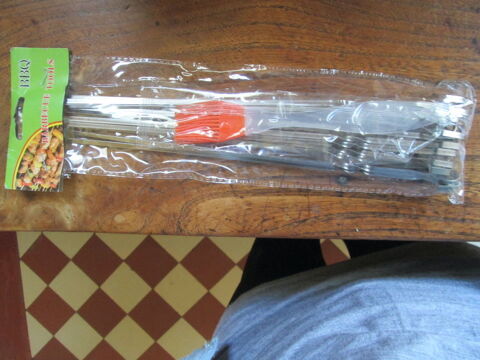 Set de 12 brochettes pour cuisson type barbecue neuves 5 Herblay (95)