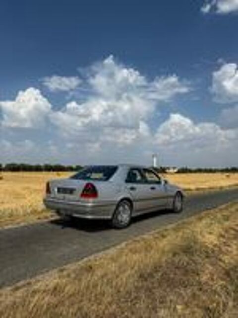 Classe C C220 CDI Classic 1999 occasion 17000 La Rochelle