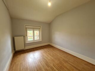  Appartement à louer 3 pièces 64 m²
