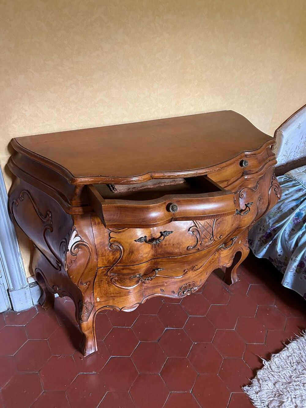Commode de style Bordelaise Meubles