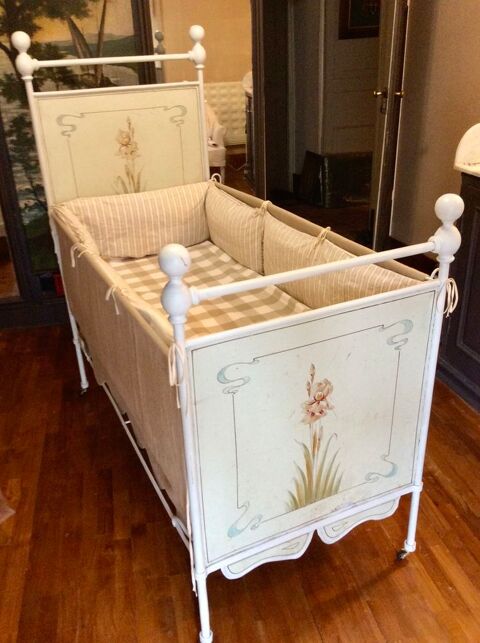 Rare lit ancien en tle peinte 0 Ray-sur-Sane (70)