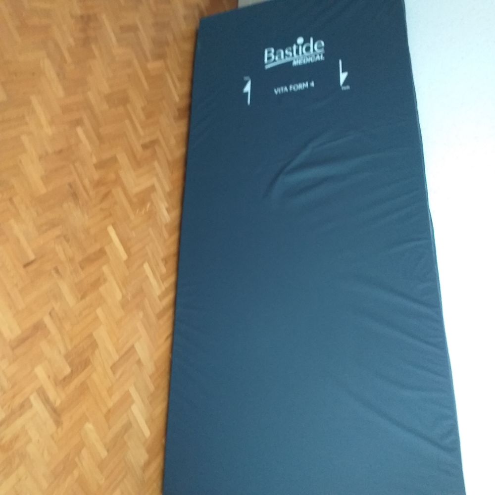 "MATELAS VITA FORM 4" / LIT 90 anti-escarres (Neuf) Meubles