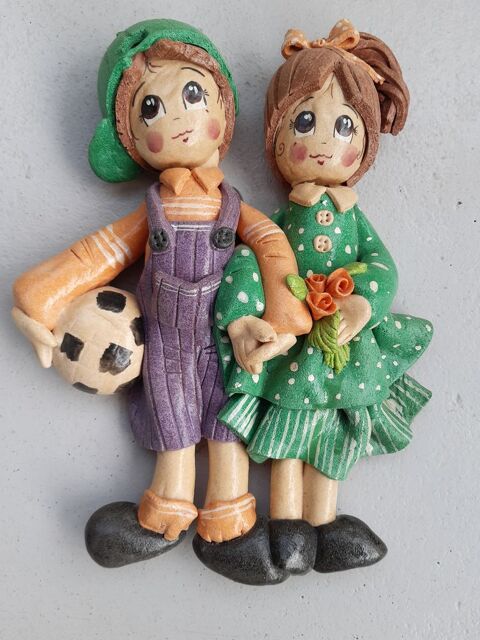 Couple Enfants Multicolore en Pâte à Sel. 20 Le Vernois (39)