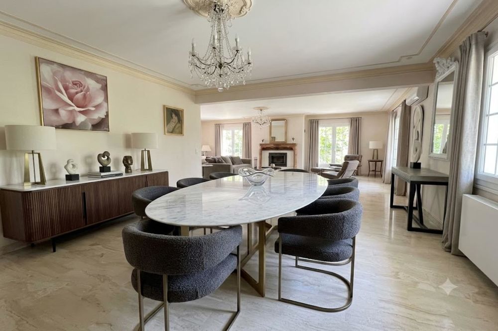 vente Maison - 9 pièce(s) - 331 m² Chenôve (21300)
