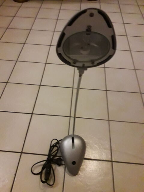 LAMPE ALLOG�NES DE BUREAU OU AUTRE  STYLING. 8 Fr�vent (62)