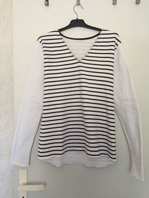 Sweat-shirt rayé blanc et noir de créatrice 4 Bourg-en-Bresse (01)