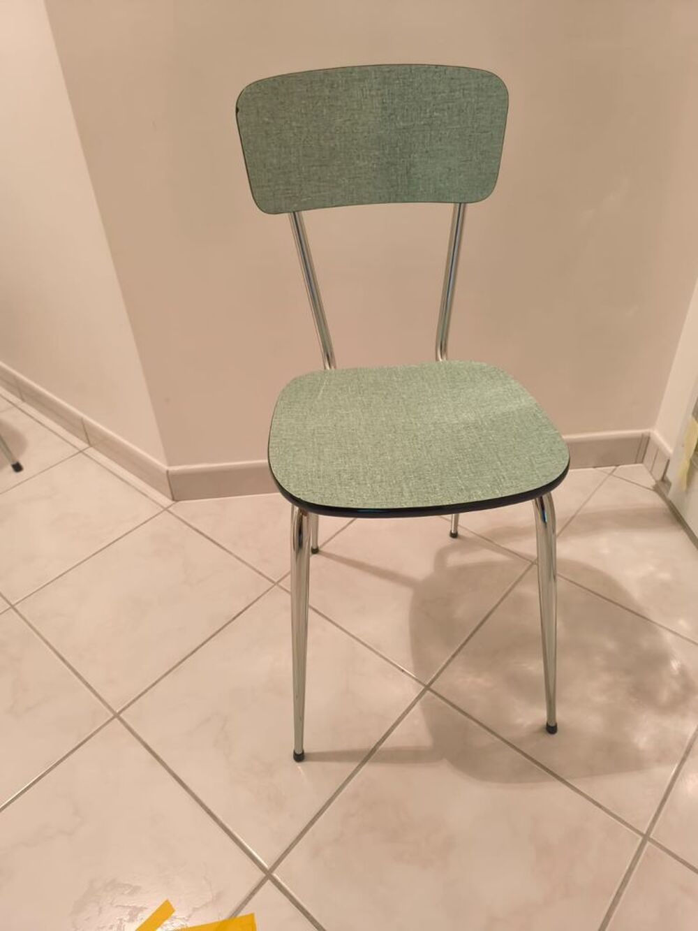 Lot de 4 chaises en formica vintage Meubles