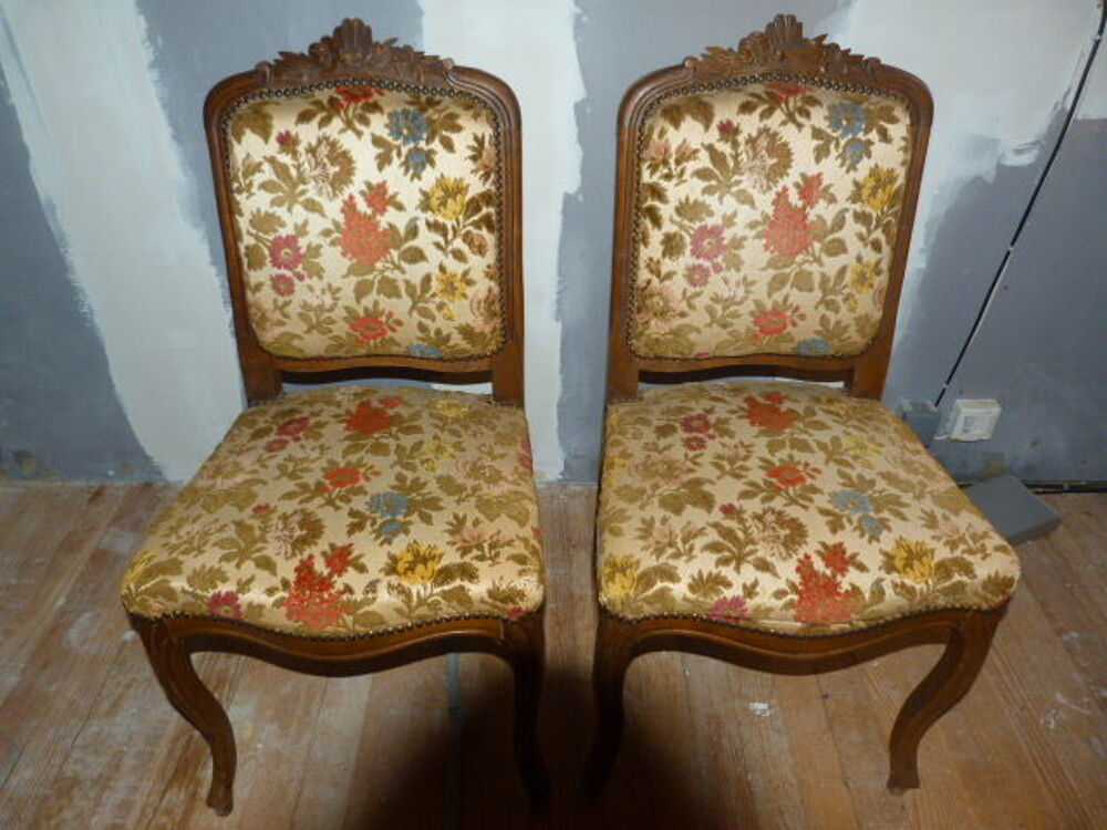 2 chaises bois anciennes Cuisine