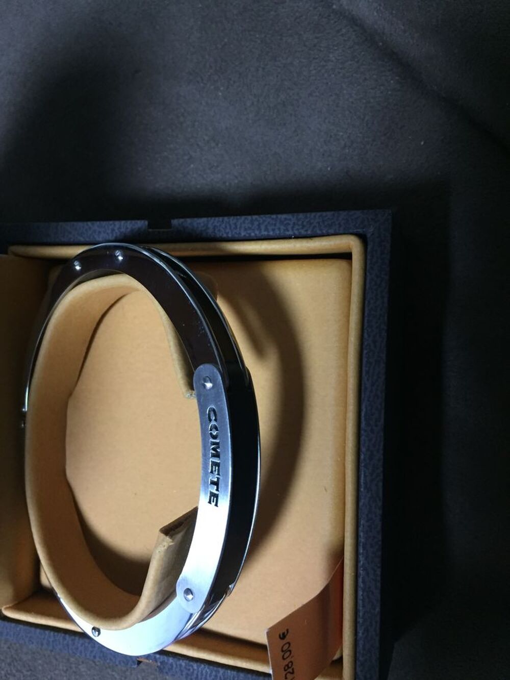 bracelet marque com&egrave;te ubr 219, Bijoux et montres
