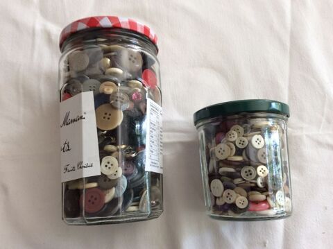 Boutons anciens divers modèles et matériaux 1kg ! 12 Gif-sur-Yvette (91)