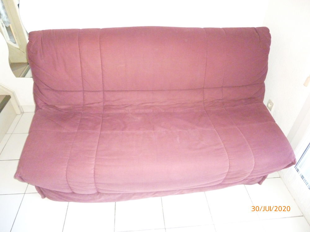canap&eacute; convertible largeur 160cm. Matelas Bultex, 100% coton Meubles