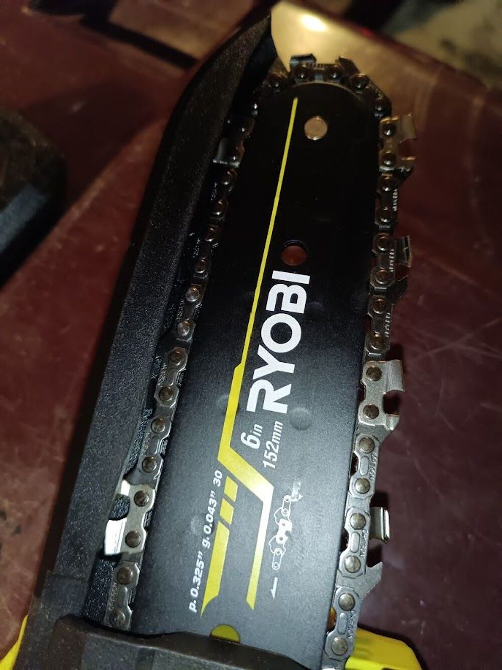 Mini tron&ccedil;onneuse Ryobi, 18 V. , RY18PSX15A-0 Bricolage
