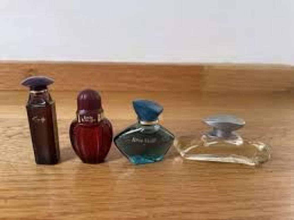 lot de 4 miniatures Avon 