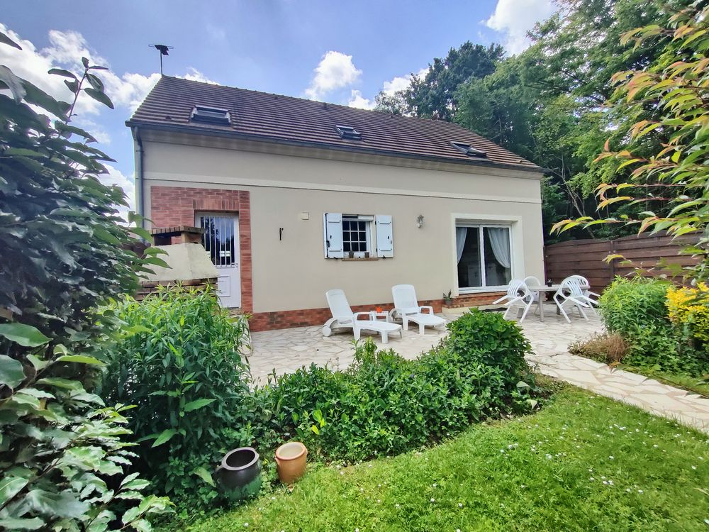 Vente Maison Maison familiale de 101 m² - 3 chambres - Terrain de 640 m² Ambleville
