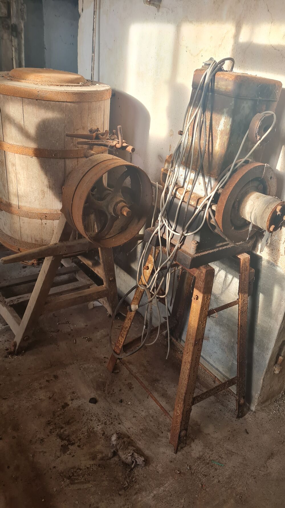 Baratte &agrave; beurre avec moteur 