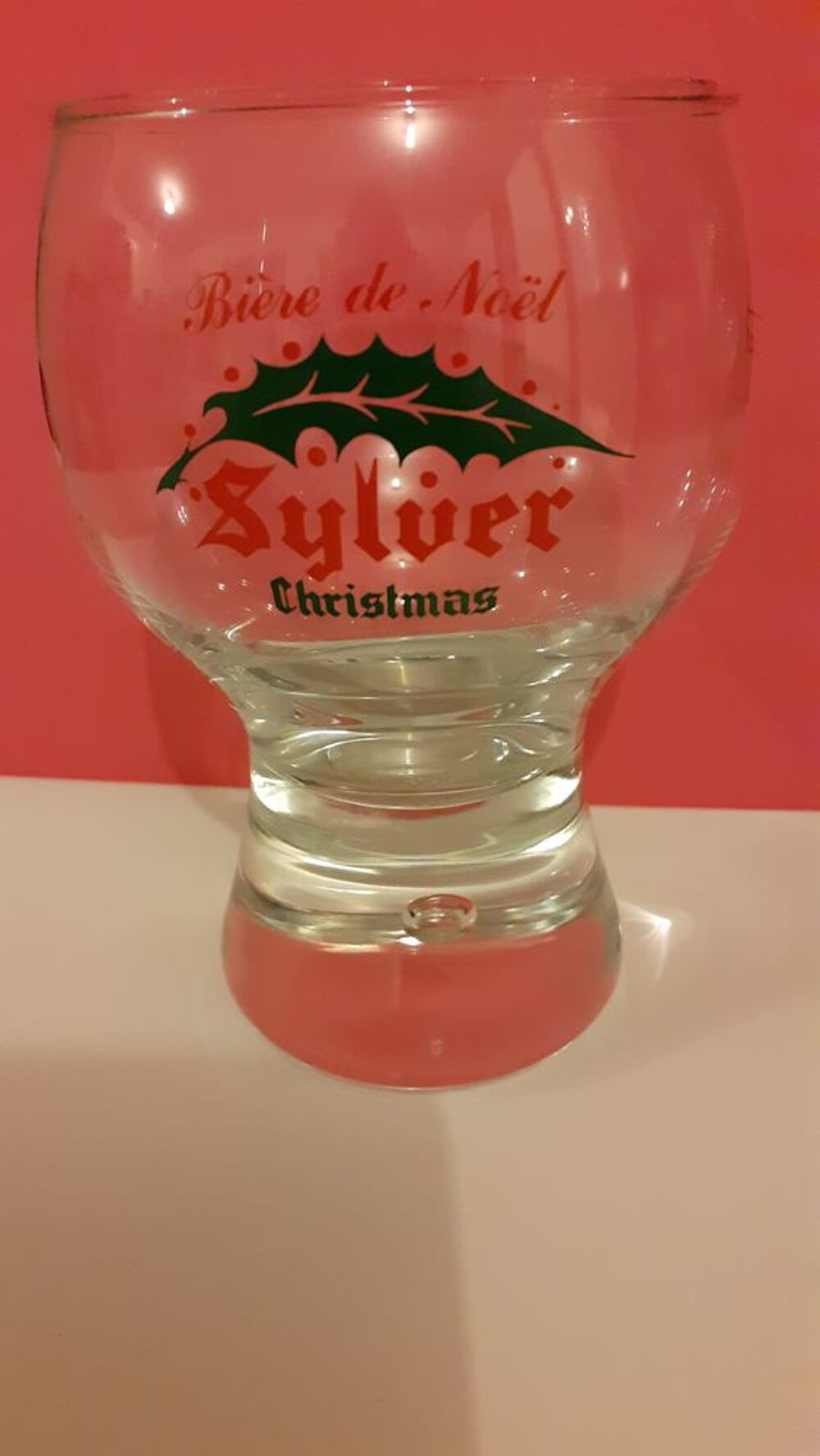 Un verre Bi&egrave;re de No&euml;l Décoration