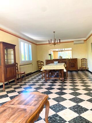 Villa à vendre 7 pièces 164 m²