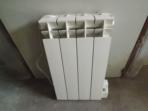 radiateur AQUITHERM 600 watts 30 Champtoc-sur-Loire (49)