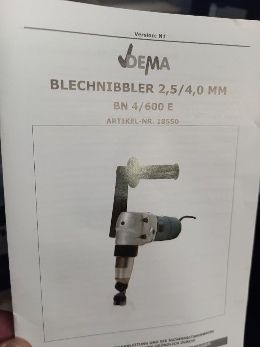 Grignoteuse VDEMA 2,5mm INOX. - 4 mm ACIER Bricolage