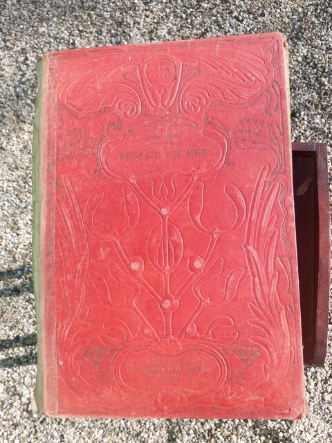 lot de livres n4 6 Casteljaloux (47)