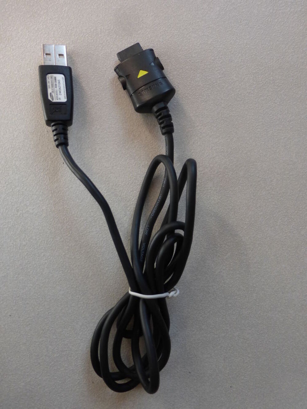 CABLE SAMSUNG Téléphones et tablettes